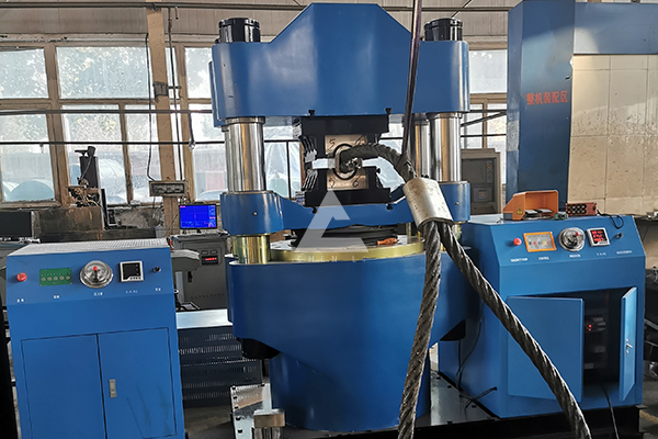 鋼絲繩壓套機(jī) 鋼絲繩壓套機(jī)